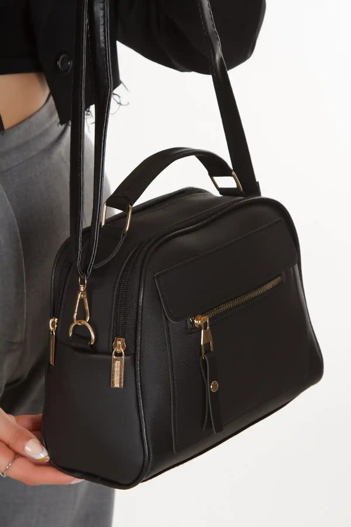 Adelina Bags Kadın Lacost Deri Çapraz Askılı El ve Omuz Çantası Günlük ve İş Kullanımı İçin