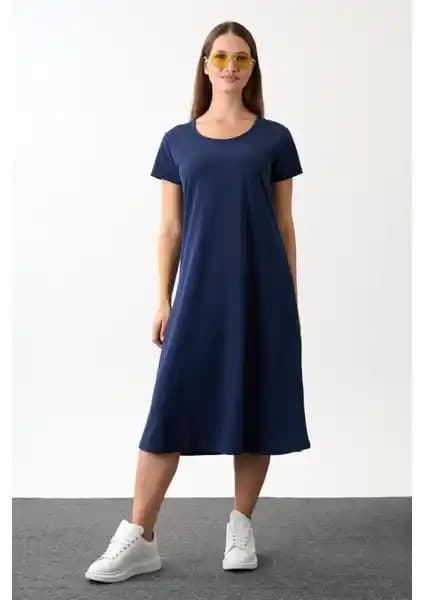 Alexander Gardi Kısa Kollu Salaş Elbise İncelemesi ve Stil Önerileri