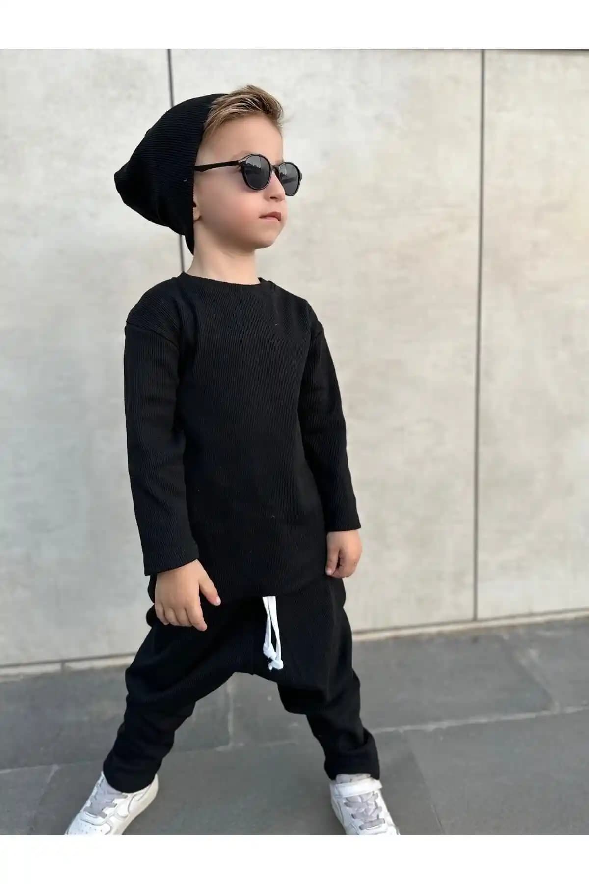 Bebek ve Çocuklar İçin Şık ve Rahat 3 Parça Şalvar Takımı Ürün Tanıtımı ve Özellikleri