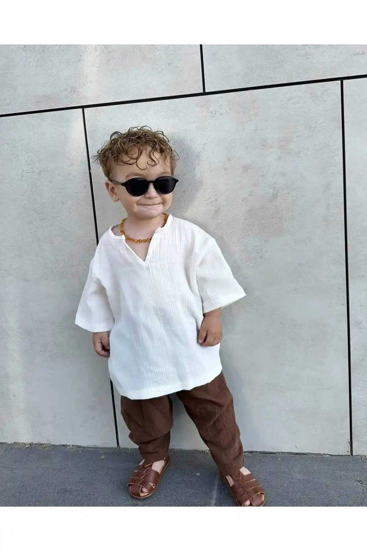Çocuklar İçin Konforlu ve Şık Müslin Şalvar Takımı - Yaz Ayları İçin Uygun Tasarım