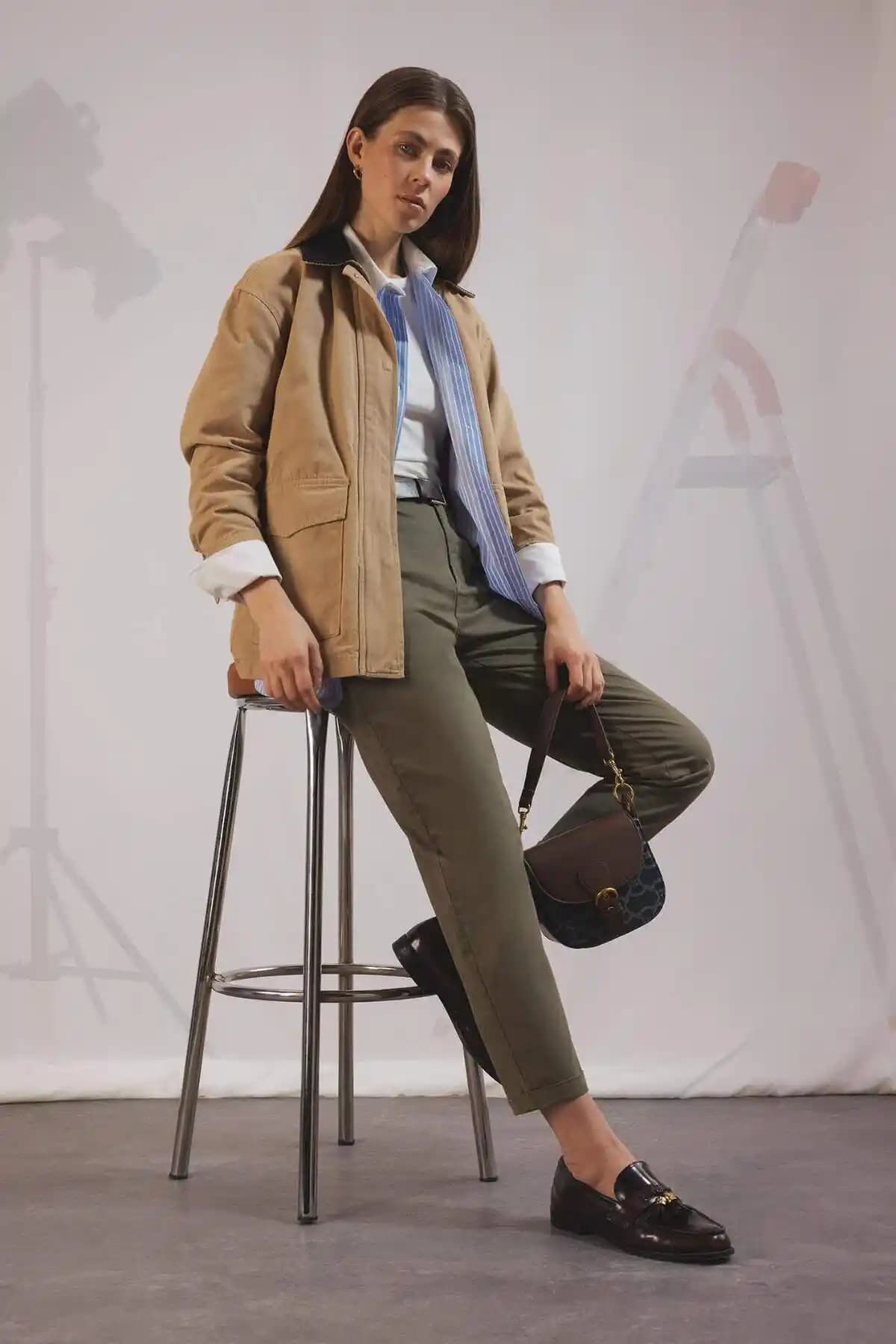 DeFacto Carrot Fit Kemerli Gabardin Pantolon İncelemesi ve Özellikleri