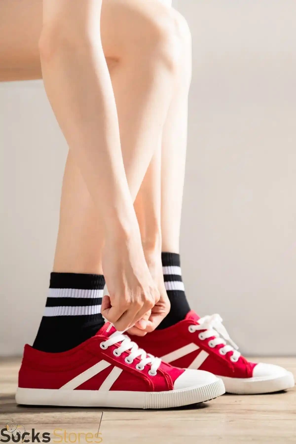 Esinti Erkek ve Kadın Uzun Desenli Çoraplar: Konfor ve Şıklık Sunan Organik Tasarım