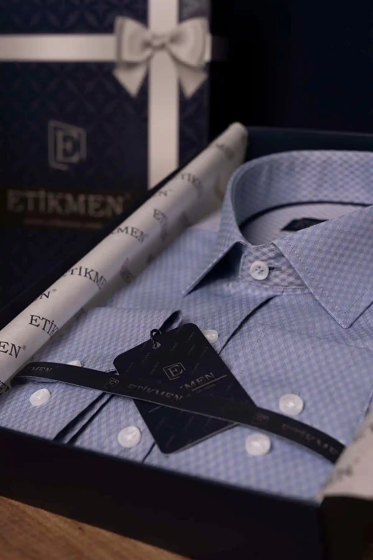 Etikmen Baklava Desenli Mavi Slim Fit Erkek Gömlek: Modern ve Şık Tasarım Özellikleri