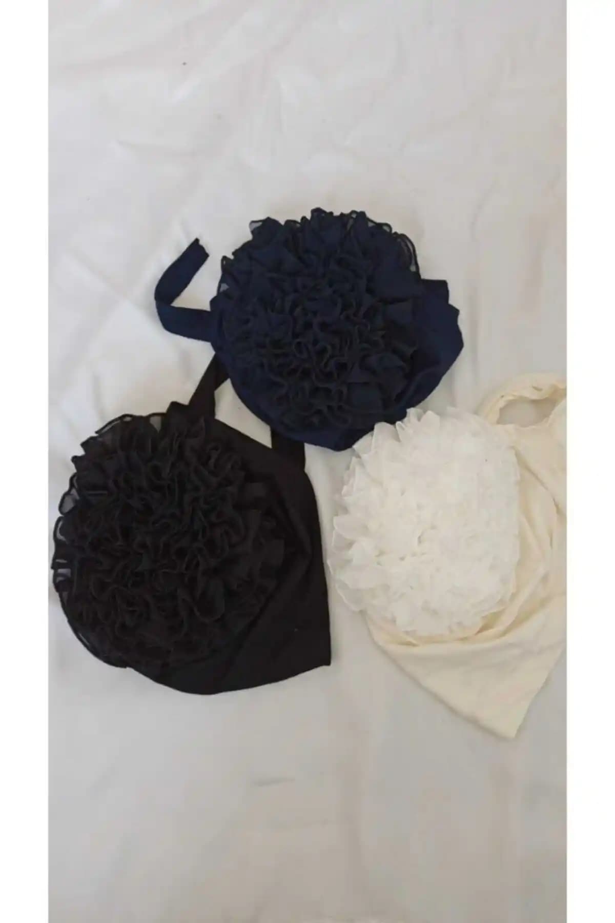 Genel Markalar 3’lü Fırfırlı Topuz Bone Seti Şıklık ve Konfor Sunar