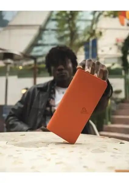 Hakiki deri telefon bölmeli cüzdan şık ve dayanıklı tasarım ile günlük kullanım için ideal