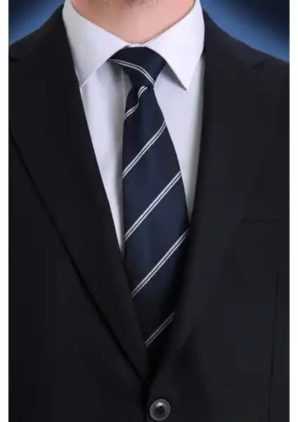 Hatemoğlu Lacivert Çizgili Kravat: Erkekler İçin Şık ve Dayanıklı Klasik Aksesuar