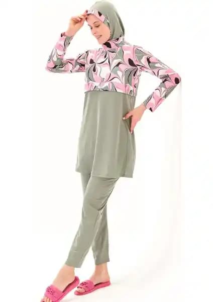 Kadın Kapalı Mayo Karşılaştırması: Plistre ve Medipek Modellerinin Özellikleri ve Kullanıcı Yorumları