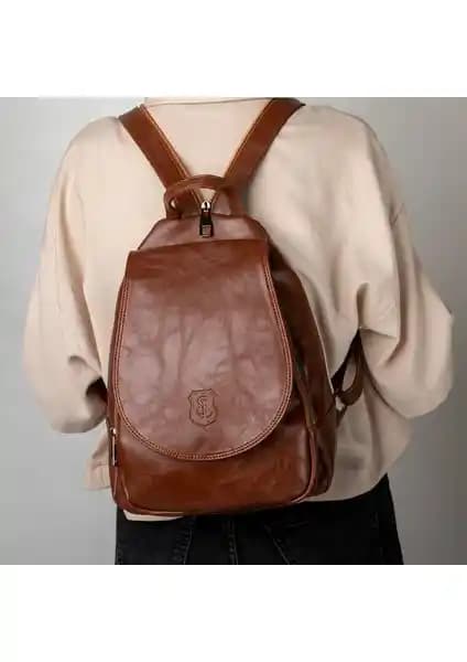 Kadın Sırt Çantaları Karşılaştırması: Fonksiyonellik ve Tasarım Özellikleri