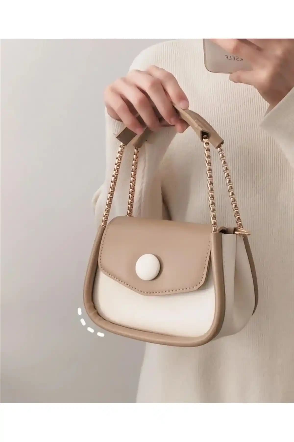 Katusa STD Kadın Vizon Krem Zincirli Baget Çanta Modern ve Şık Tasarım