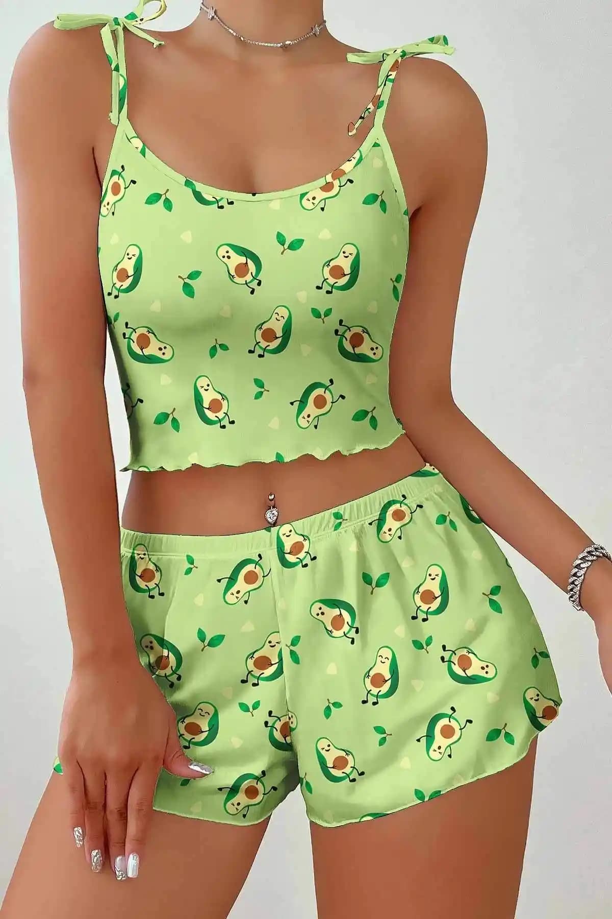 Lilyana Süpersoft Şort Takım Avocado 6415: Modern ve Rahat Ev Giyim Seçeneği