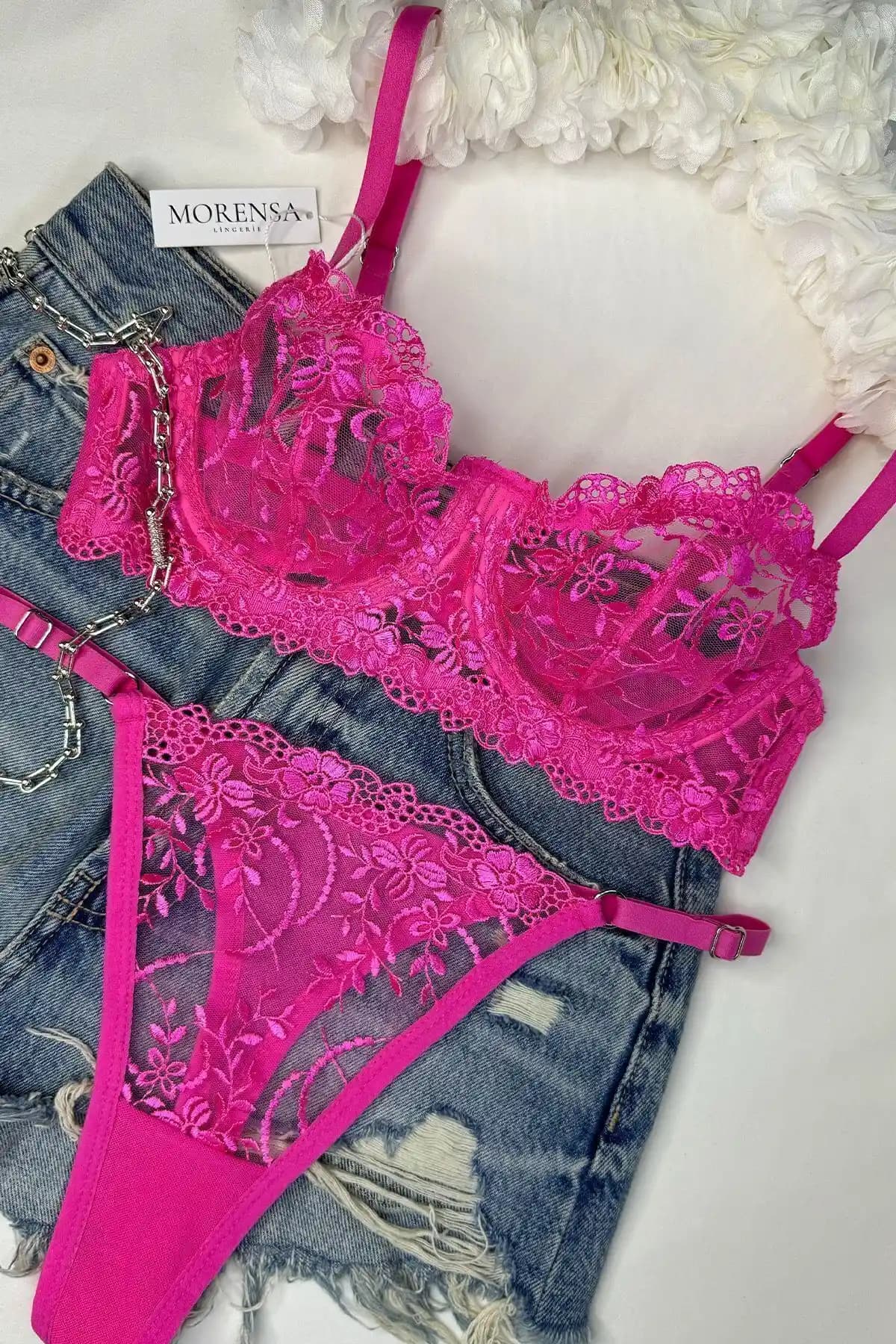 Morensa Çiçek Desenli Neon Sütyen Takımı Pembe Estetik ve Fonksiyonel Tasarım