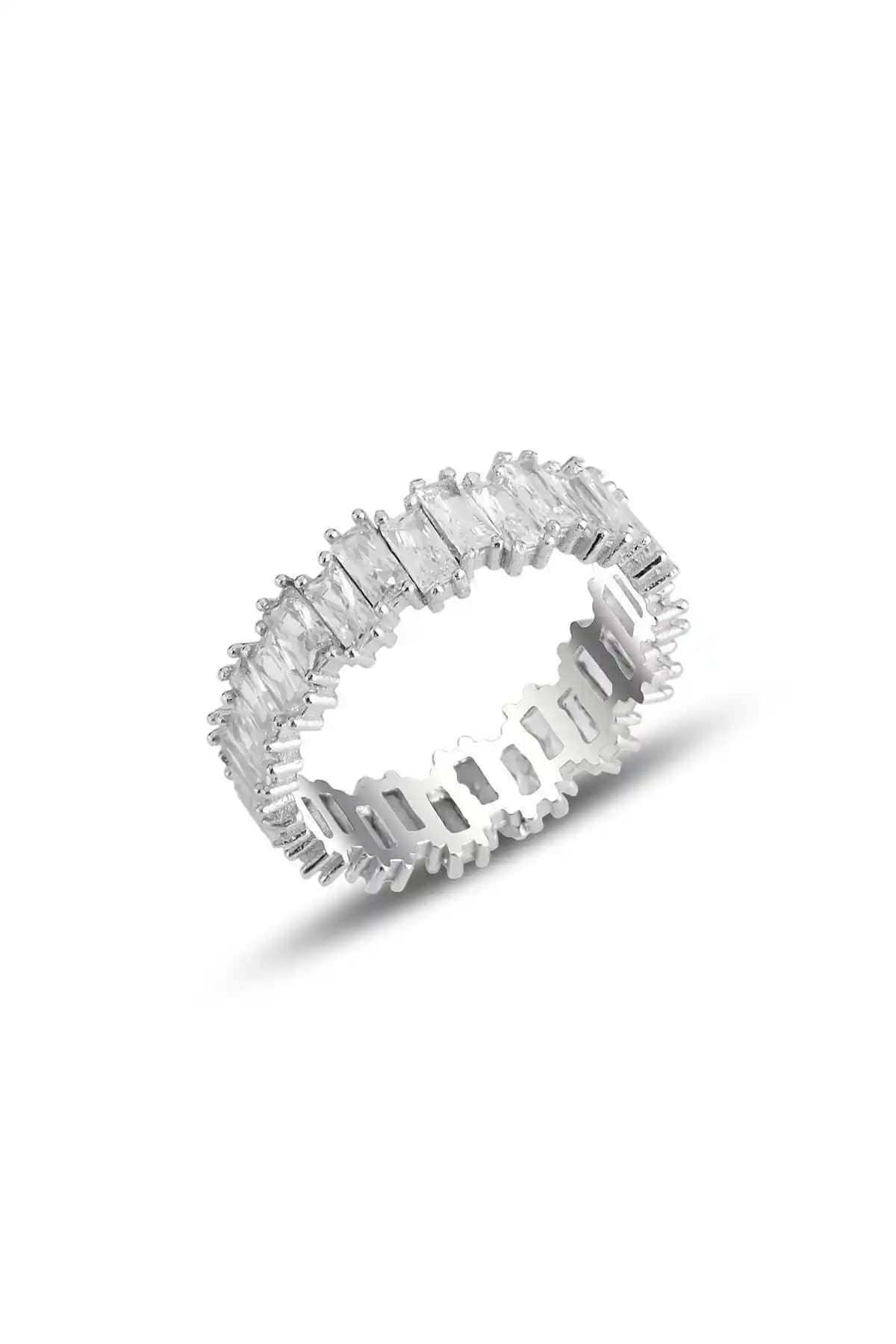 Söğütlü Silver Kadın Baget Taşlı Tamtur Yüzük Şık ve Dayanıklı Modern Takı Tasarımı