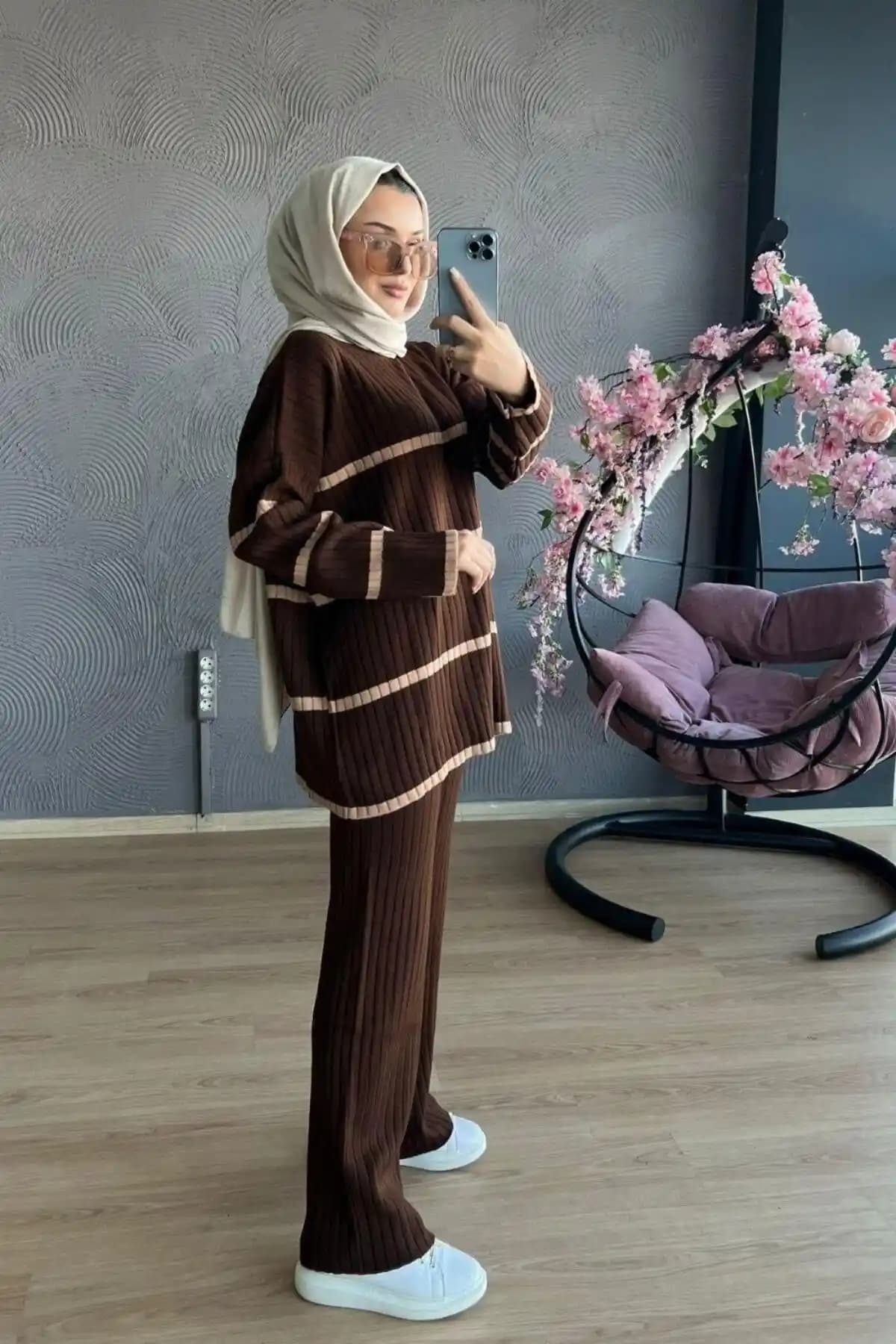 Şule Giyim İki Renkli Kahverengi Triko Takım Günlük ve Kış Kullanımı İçin Modern Tasarım