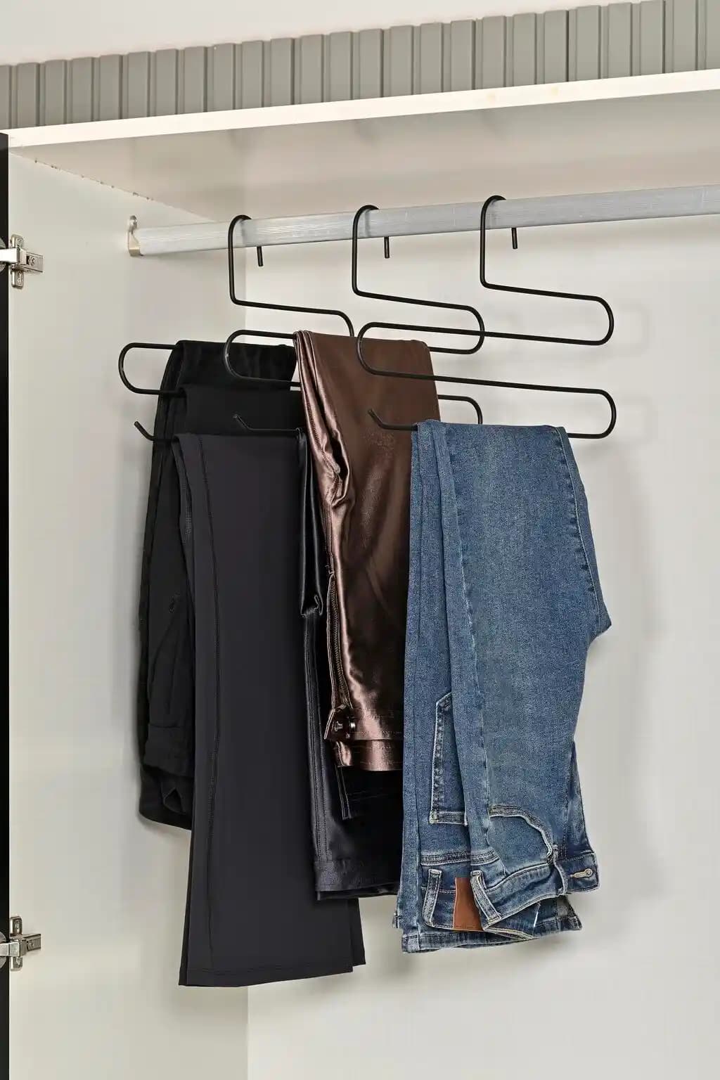 Gardırobun Dijitalleştirilmesi ve Kıyafet Kullanım Oranlarının Analizi ile Sürdürülebilir Moda Yaklaşımları