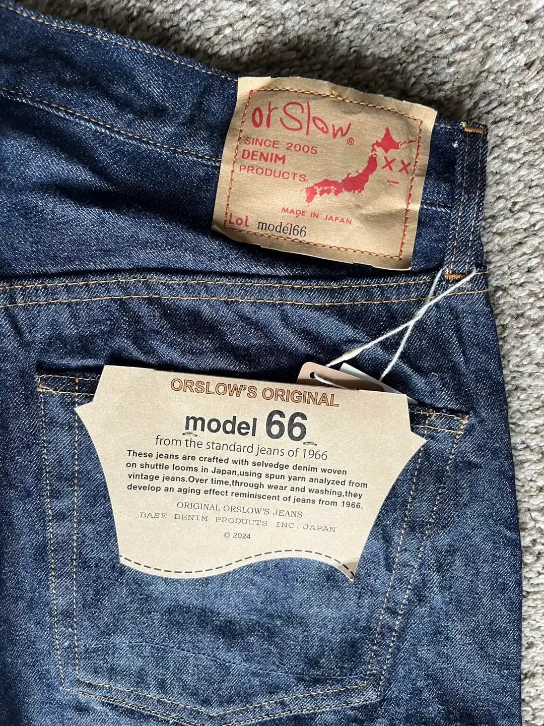orSlow Model 66: Kaliteli Denim Kumaş ve Rahat Kesim Özellikleriyle Öne Çıkan Pantolon