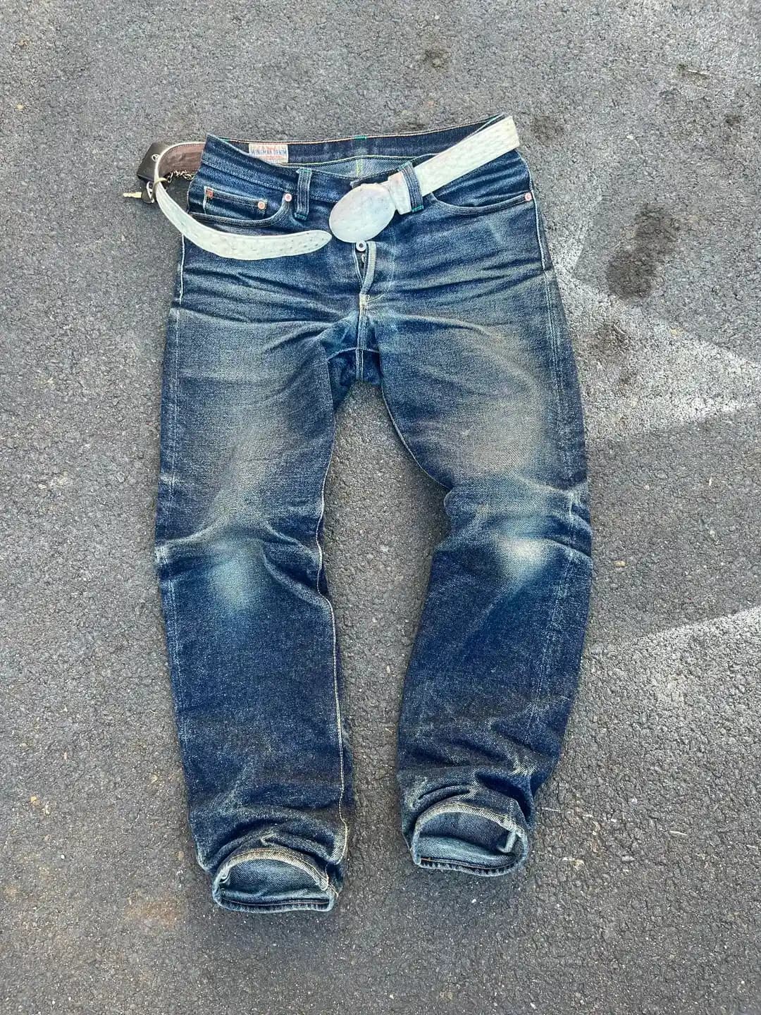 Wingman Denim 23oz Keten Denim: Güneydoğu Asya'nın Ham Denim Trendleri ve Dayanıklılığı