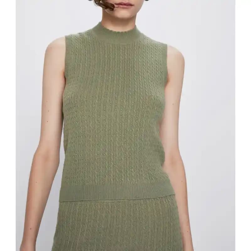 Zara Yeşil Kazaklar: Moda ve Konforu Bir Arada Sunan Güncel Koleksiyon