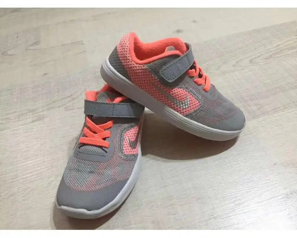 26 Numara Nike Ayakkabılar: Konfor ve Şıklığın Bir Arada Olduğu Seçenekler