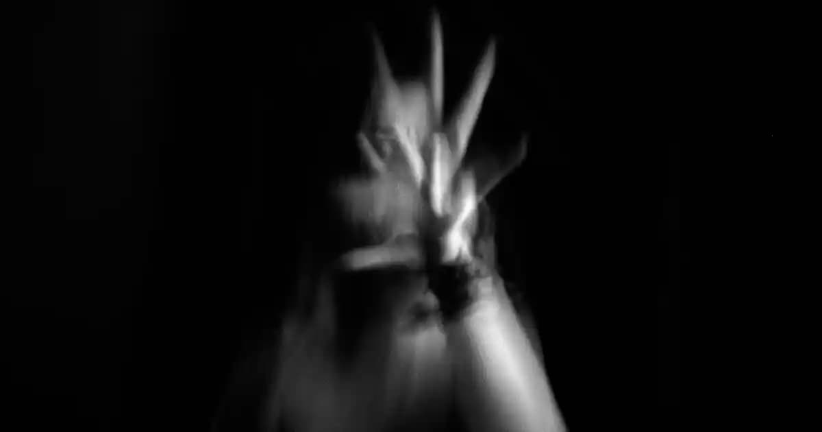 52 Numara Ayakkabı 2025: Geniş Ayaklar İçin Konfor ve Şıklık Rehberi