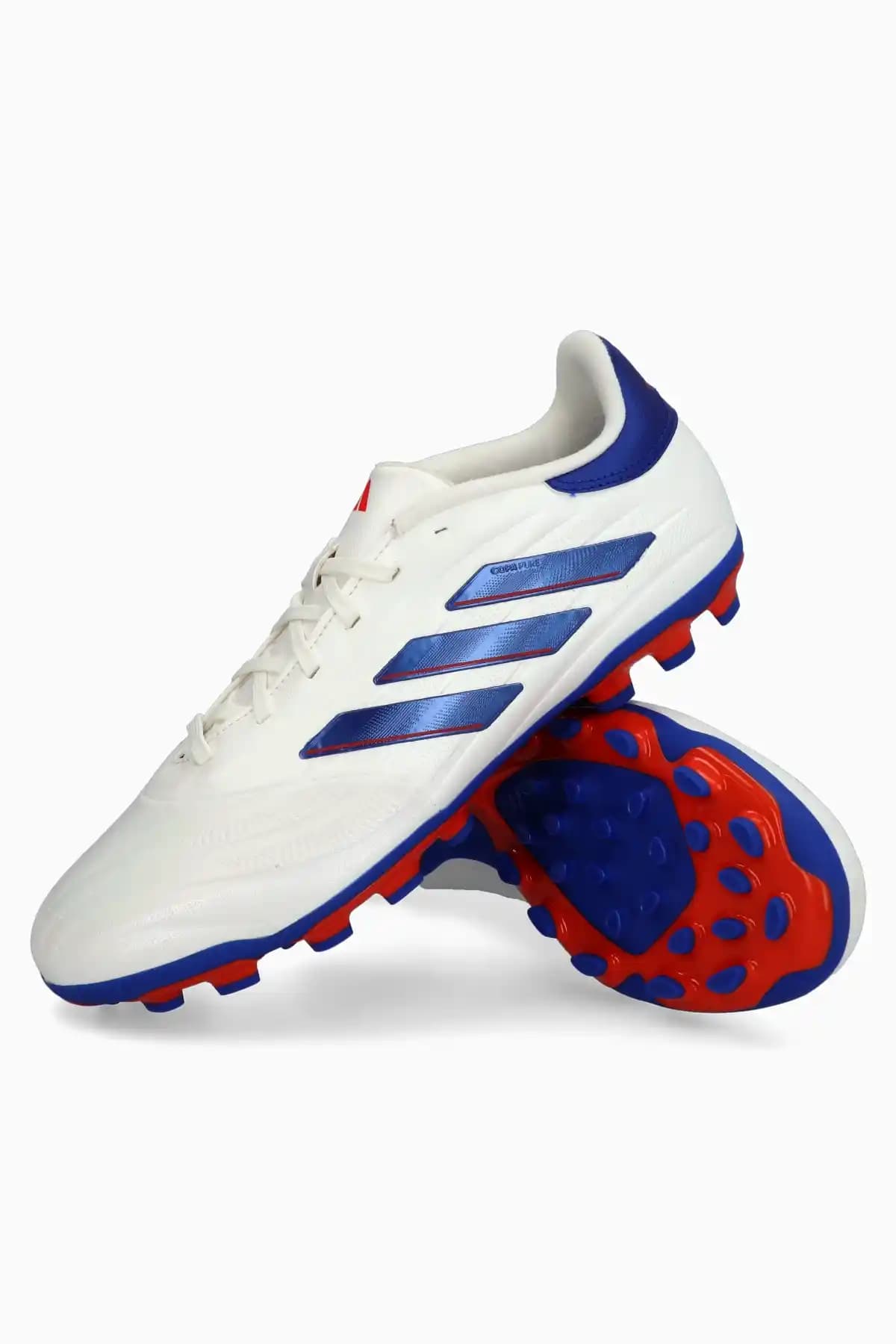 Adidas Kramponlar: Performans ve Dayanıklılık Sunan Futbol Ayakkabıları Rehberi