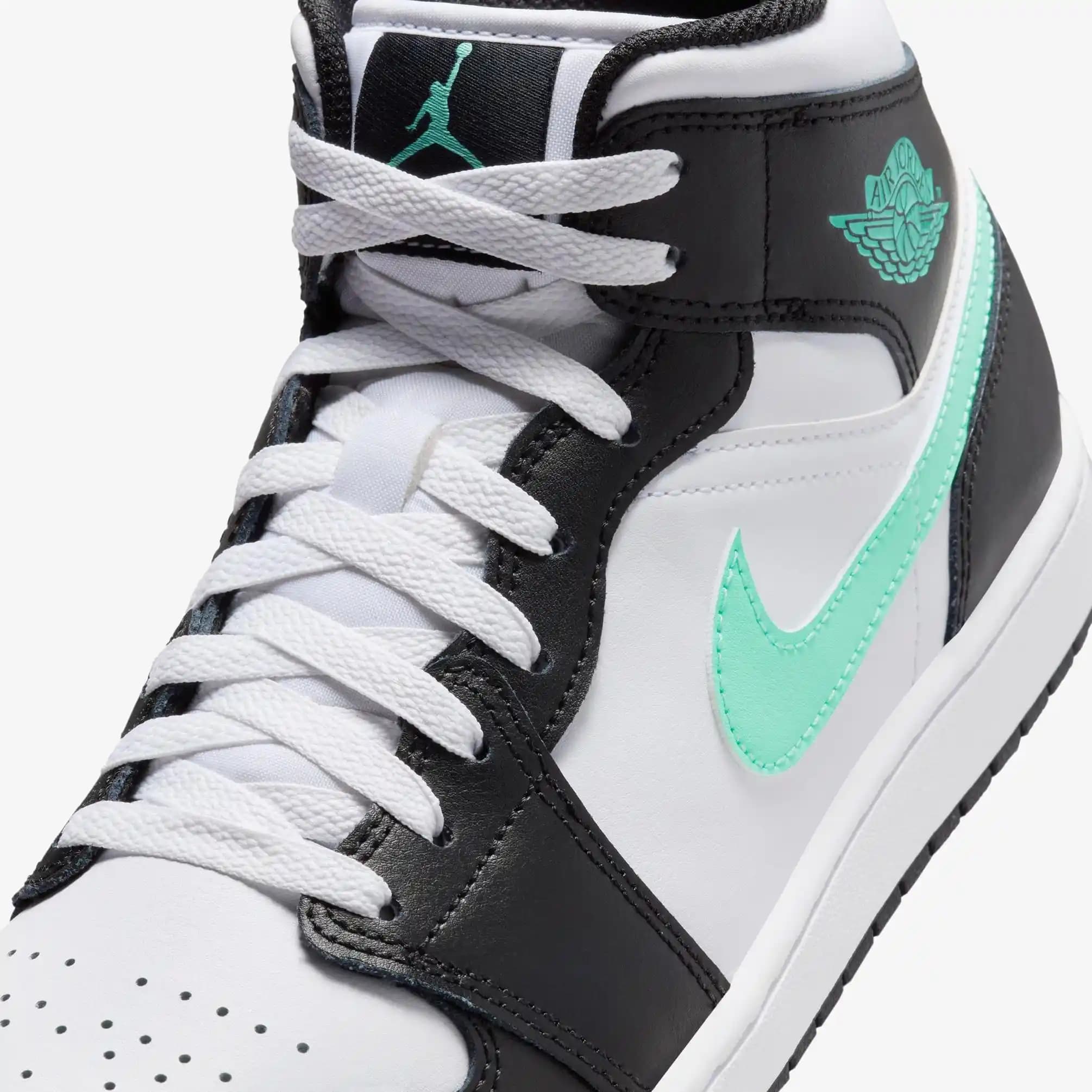 Air Jordan Superstep: Modern Tasarım ve Konfor Sunan Günlük Spor Ayakkabı Seçenekleri