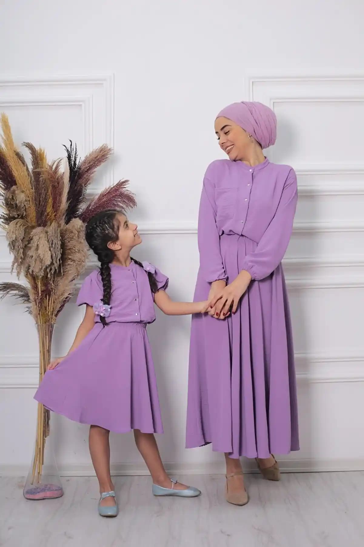 Anne Kız Takımları Moda Trendleri ve Uyumlu Kombinasyonlar Hakkında Kapsamlı Rehber