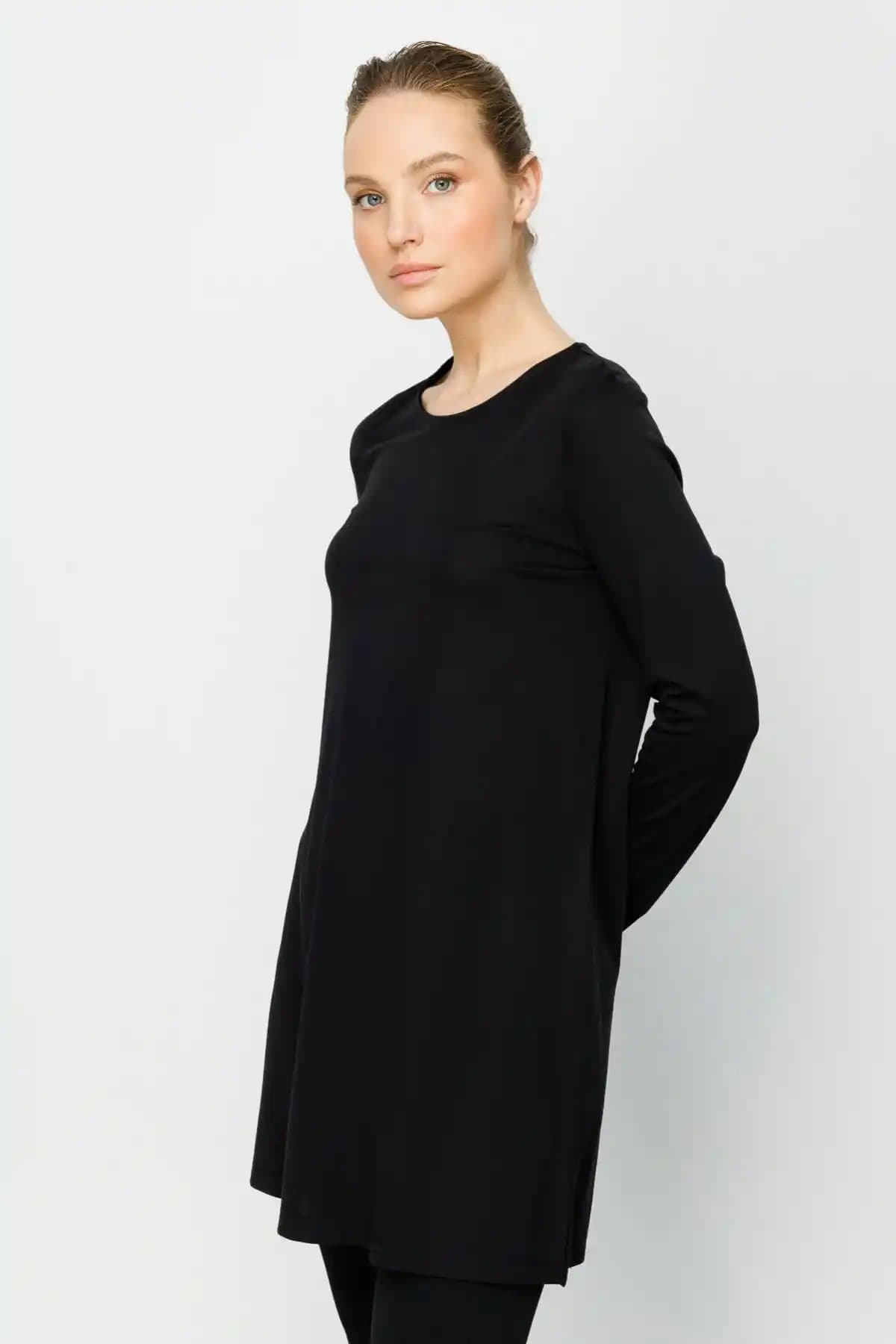 Basic Tunik Nedir, Nasıl Kombinlenir ve Hangi Tarzlara Uygundur