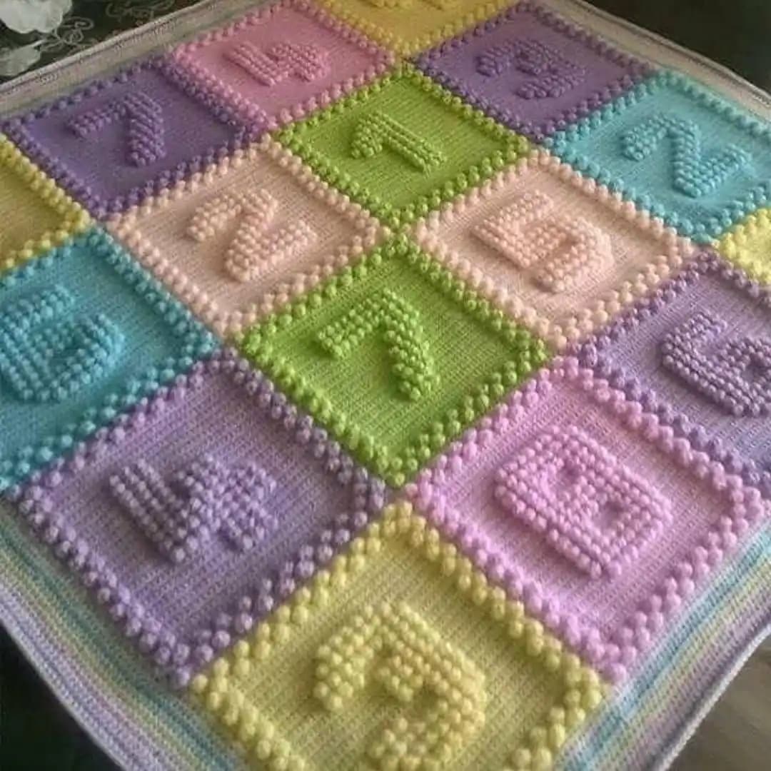 Bebek Battaniyesi Seçerken Dikkat Edilmesi Gerekenler ve En Güzel Modeller