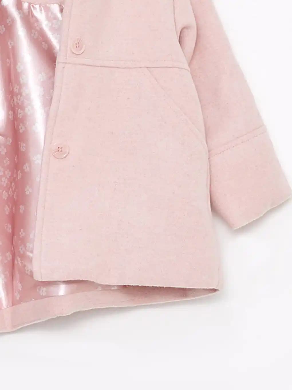 Bebek Kaşe Kabanları: Kış Aylarında Sıcak ve Şık Seçenekler