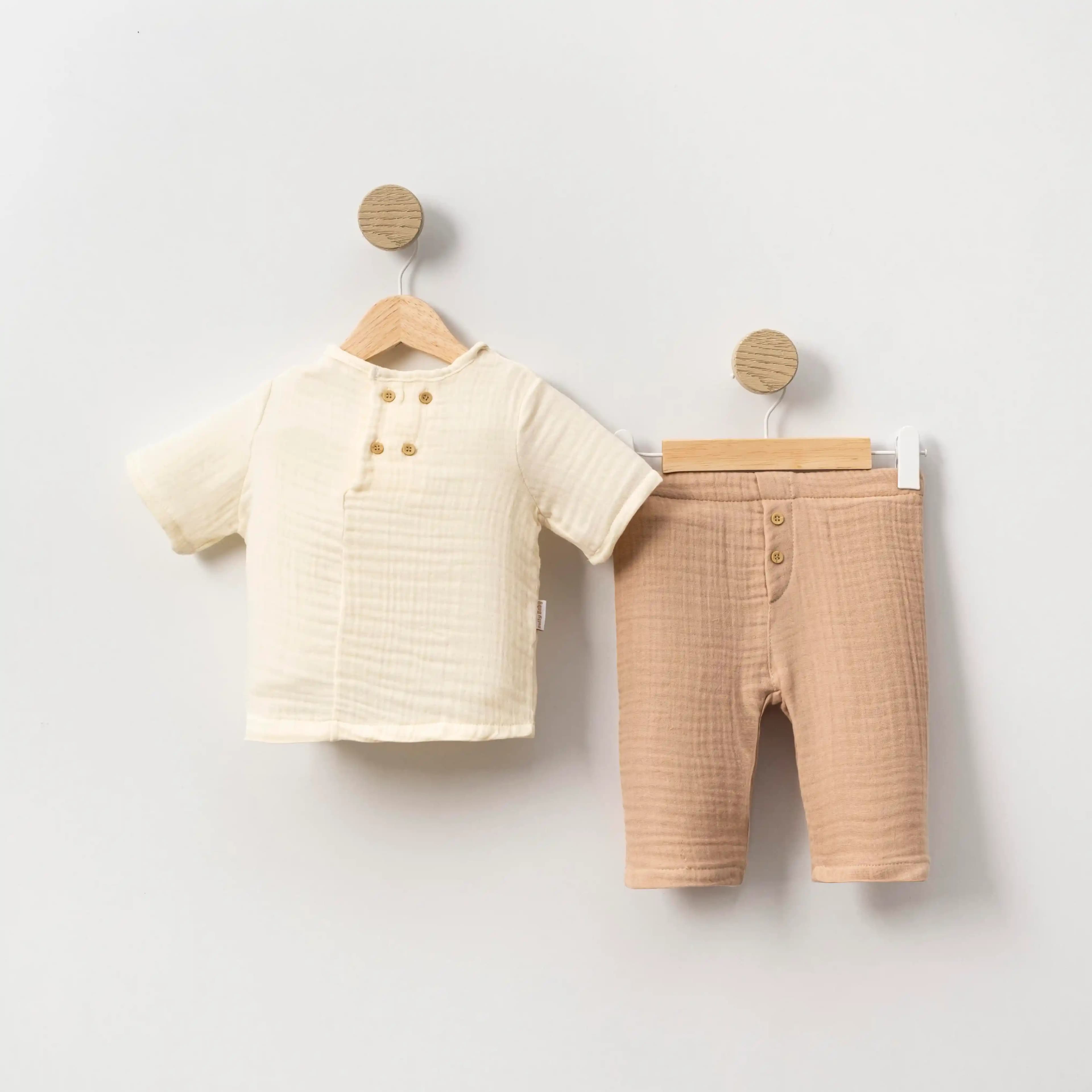 Bebek Müslin Takımları: Sağlıklı ve Şık Giyim Seçenekleriyle Konforun Zirvesi