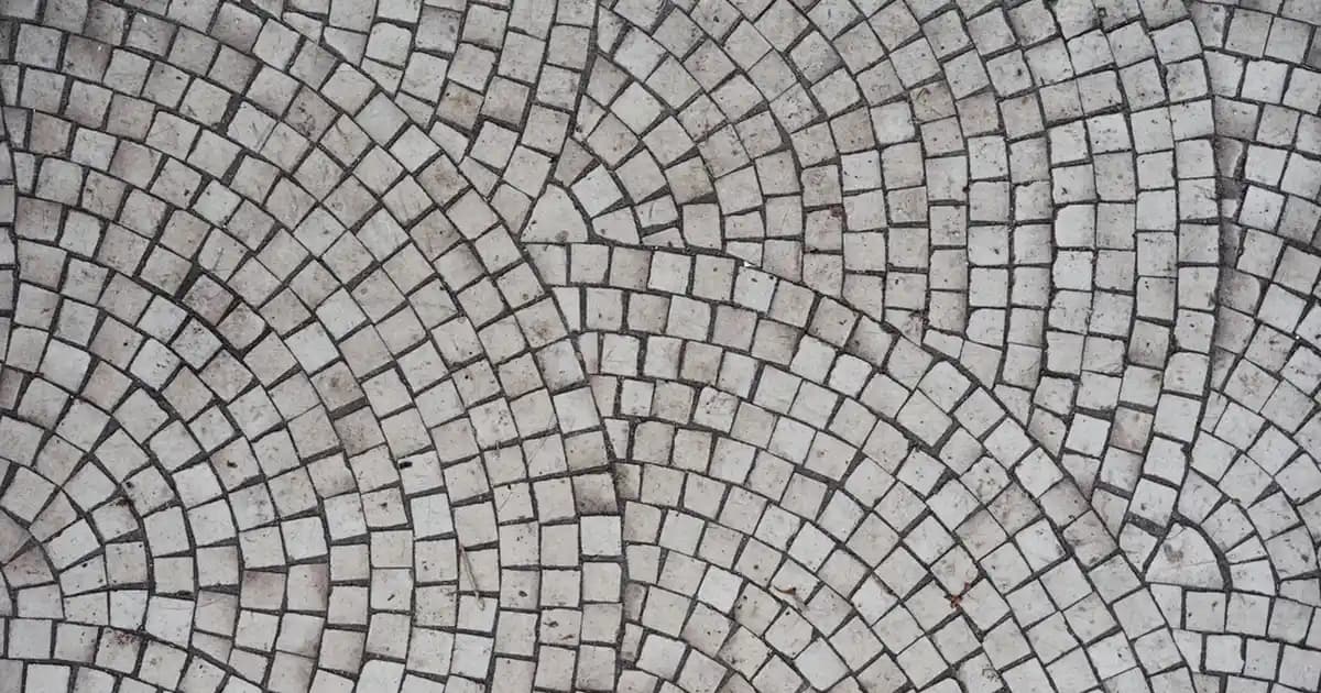 Boğazlı Ayakkabılar Moda Trendleri ve Kombinasyon Önerileri (75-90 karakter)