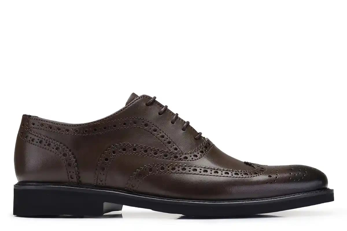 Brogue Ayakkabı Nedir, Tarihçesi ve Günümüzdeki Kullanım İpuçları