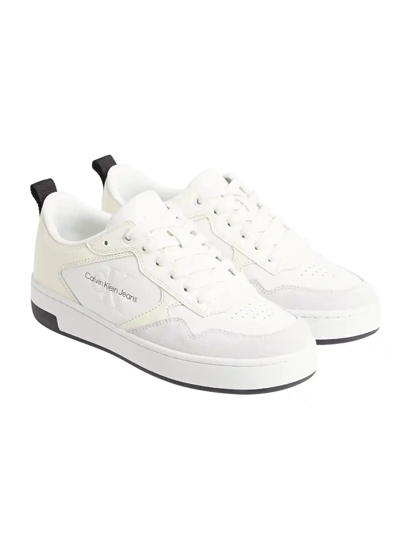 Calvin Klein Kadın Ayakkabıları: Şıklık ve Konforu Bir Arada Sunan Modern Tasarımlar