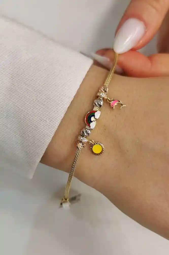 Çocuk Bileklikleri: Renkli ve Anlamlı Takı Seçenekleri Hakkında Kapsamlı Bilgi