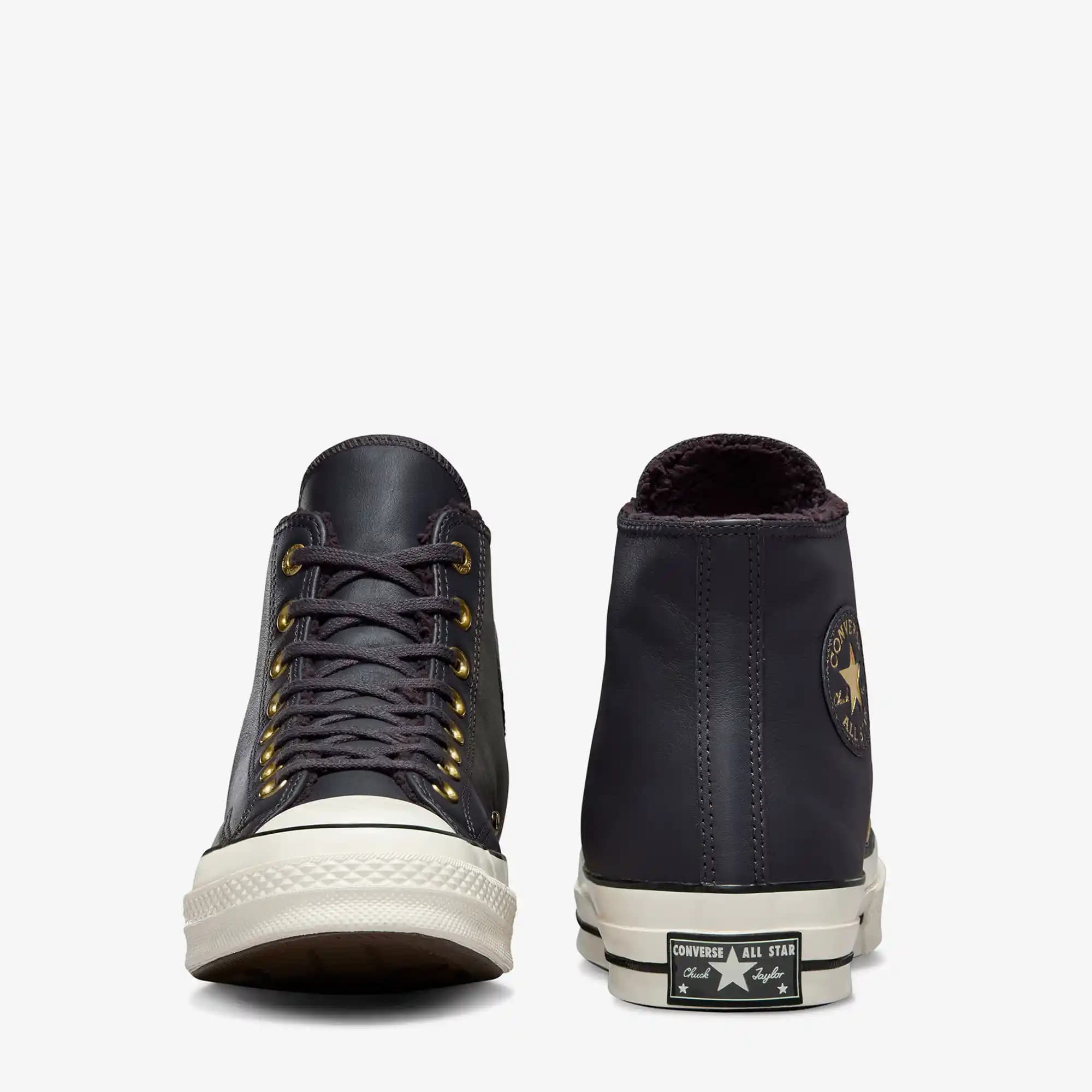 Converse Deri Erkek Ayakkabıları: Şıklık ve Dayanıklılığın Modern Yüzü