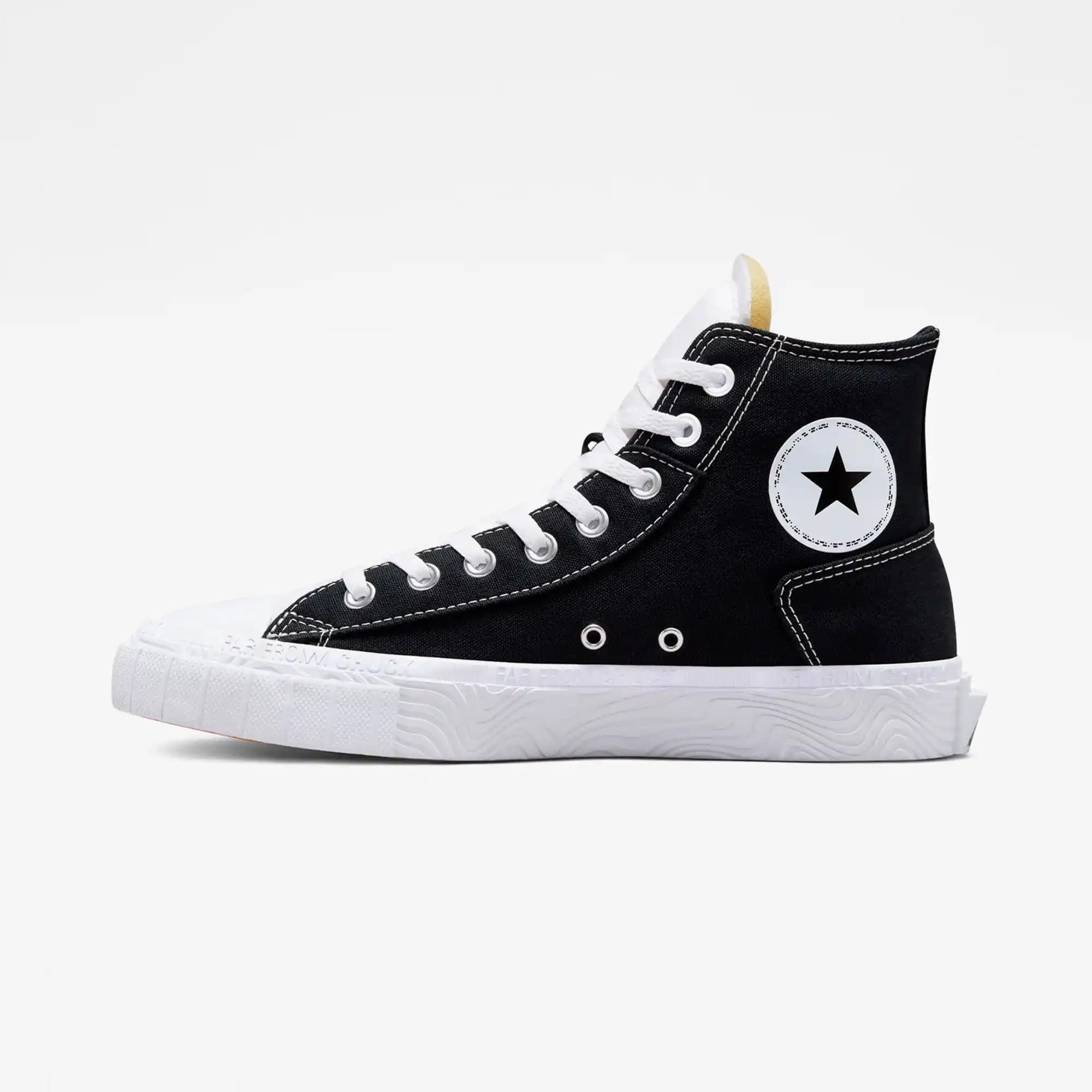 Converse Siyah Beyaz Modelleri ve Stil İpuçlarıyla Zamansız Şıklık