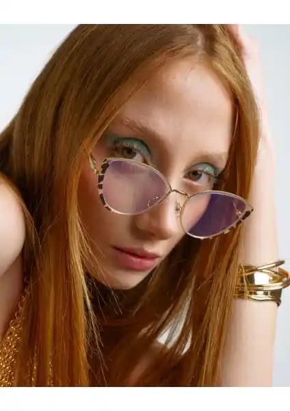 Corney Design Barnes Gözlük Mavi Işık Filtreli ve UV400 Koruma Özelliği ile Göz Sağlığını Koruyan Şık Tasarım