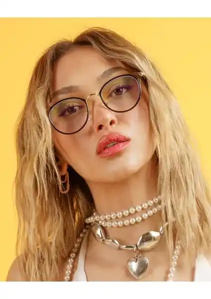 Corney Design Linda Siyah Gözlük: Dijital Göz Sağlığını Koruyan Şık ve İşlevsel Çözüm