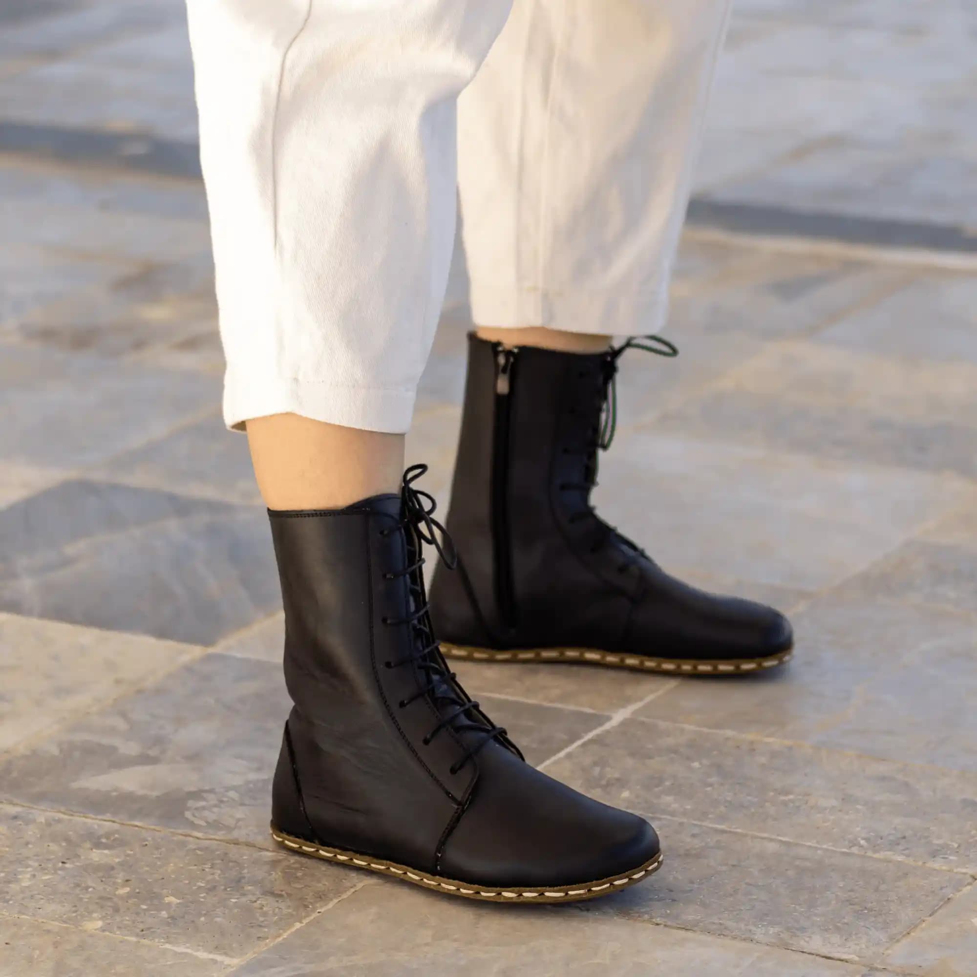 El Yapımı Botlar: Geleneksel Zanaat ve Moda Dünyasında Özgünlük ve Kalite