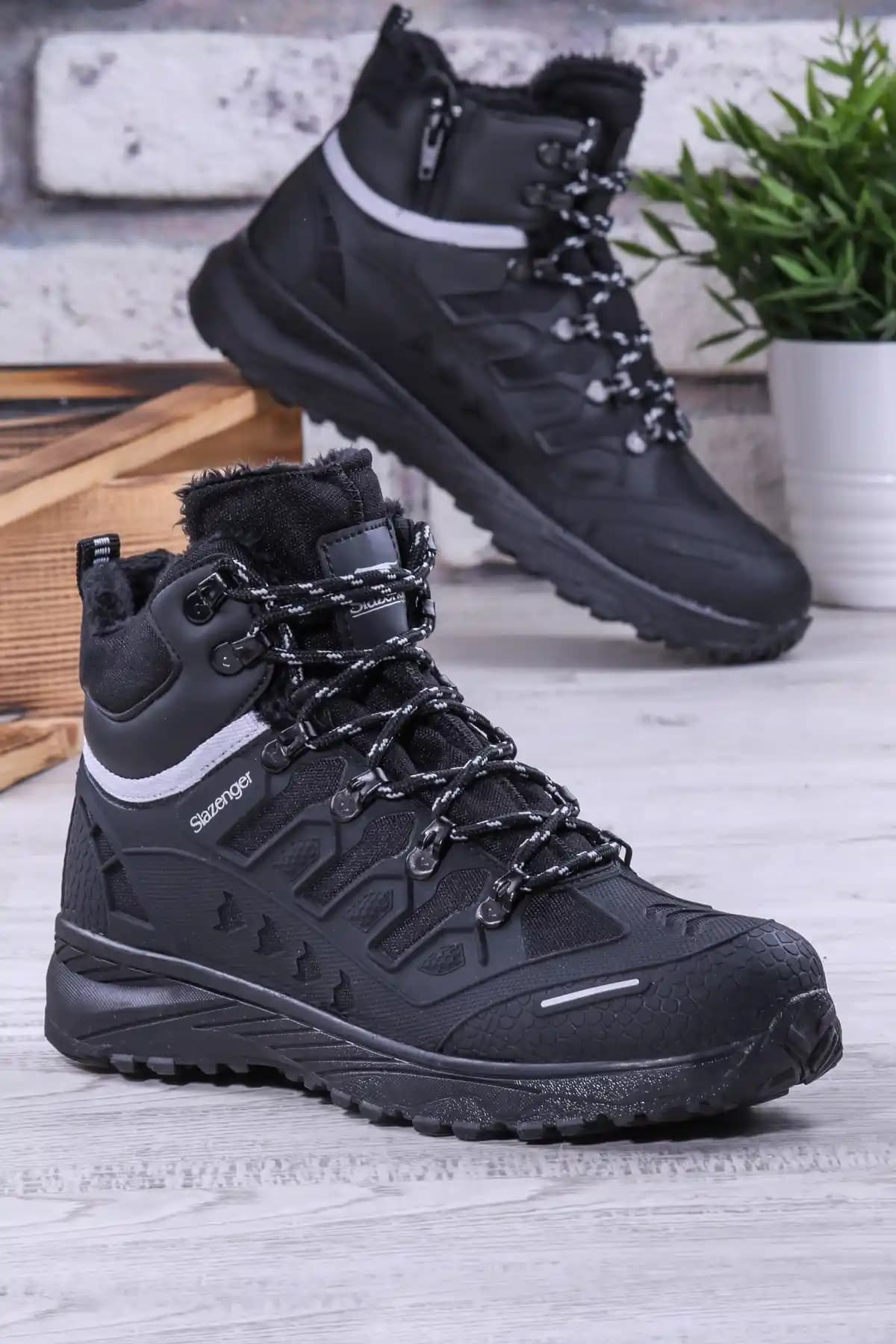 Erkek Bot Modası ve Trendleri: Güncel Seçenekler ve Stil İpuçları