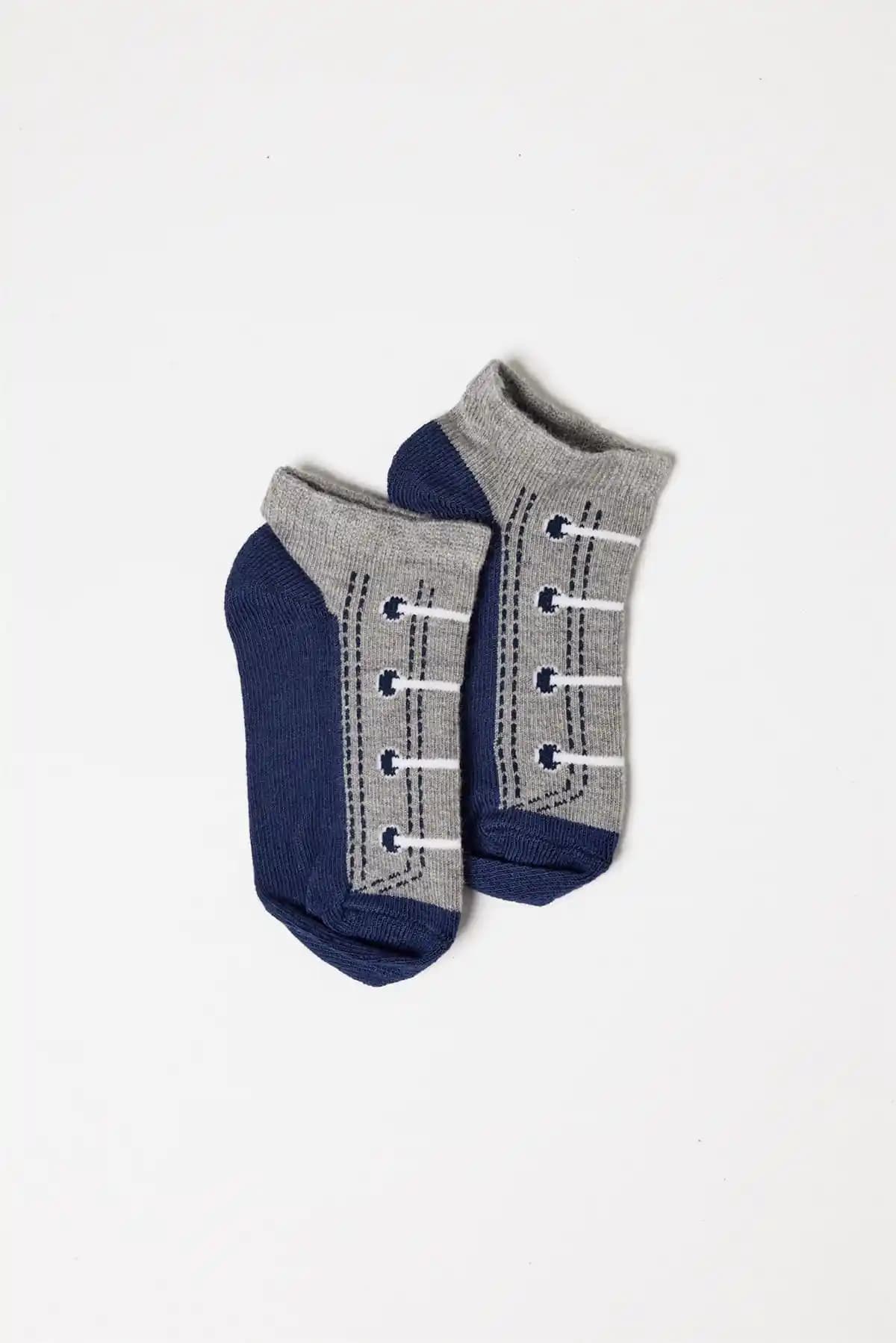 Erkek Çocuk Patikleri: Güncel Trendler, Modeller ve Alışveriş İpuçları