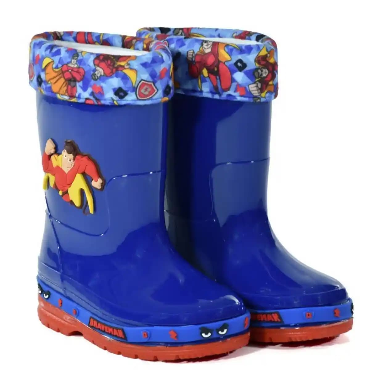 Erkek Çocuklar İçin Yağmur Çizmesi Seçerken Dikkat Edilmesi Gerekenler ve Popüler Modeller