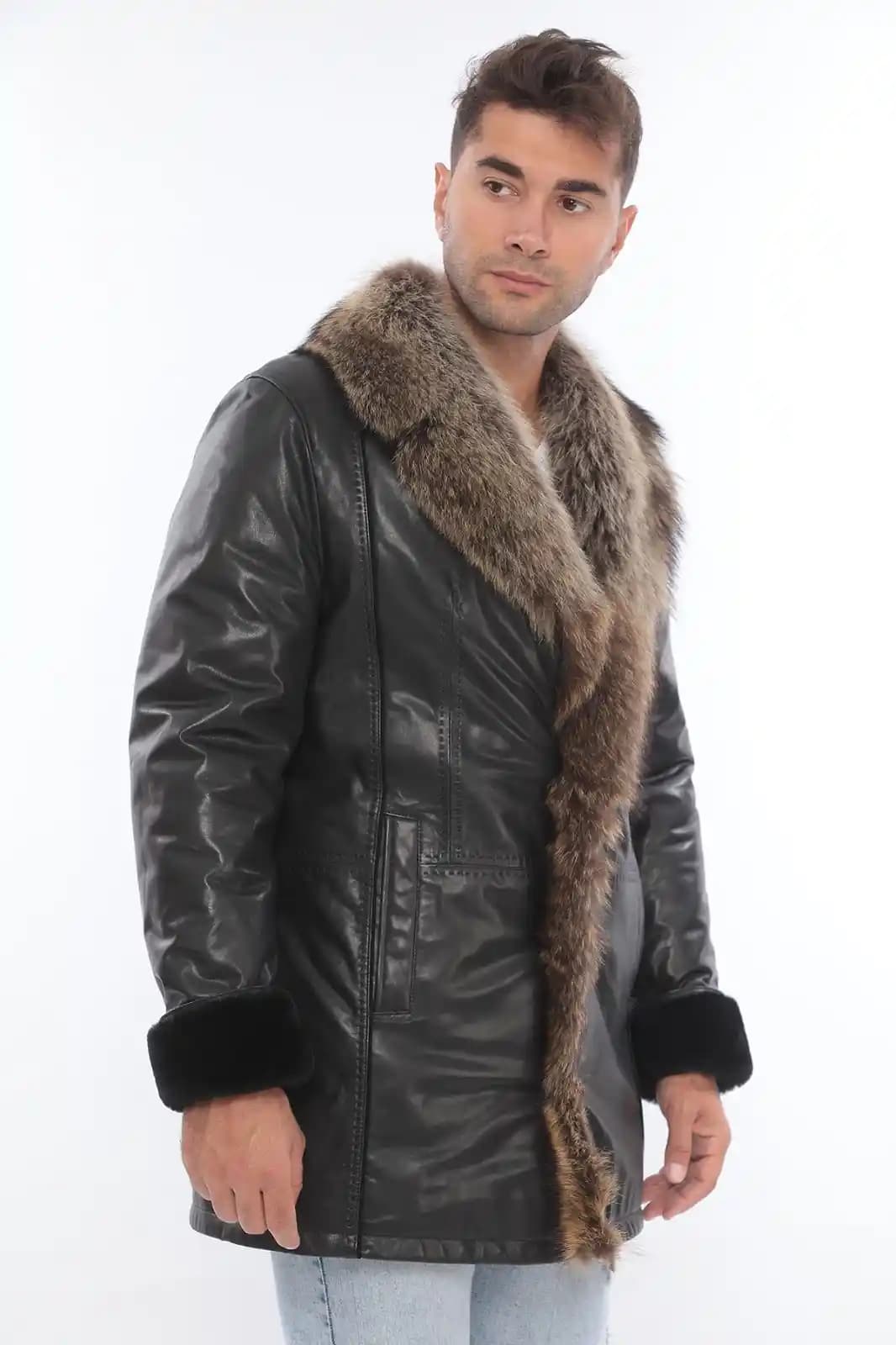 Erkek Kürkleri: Moda Trendleri, Kullanım Alanları ve Bakım İpuçları
