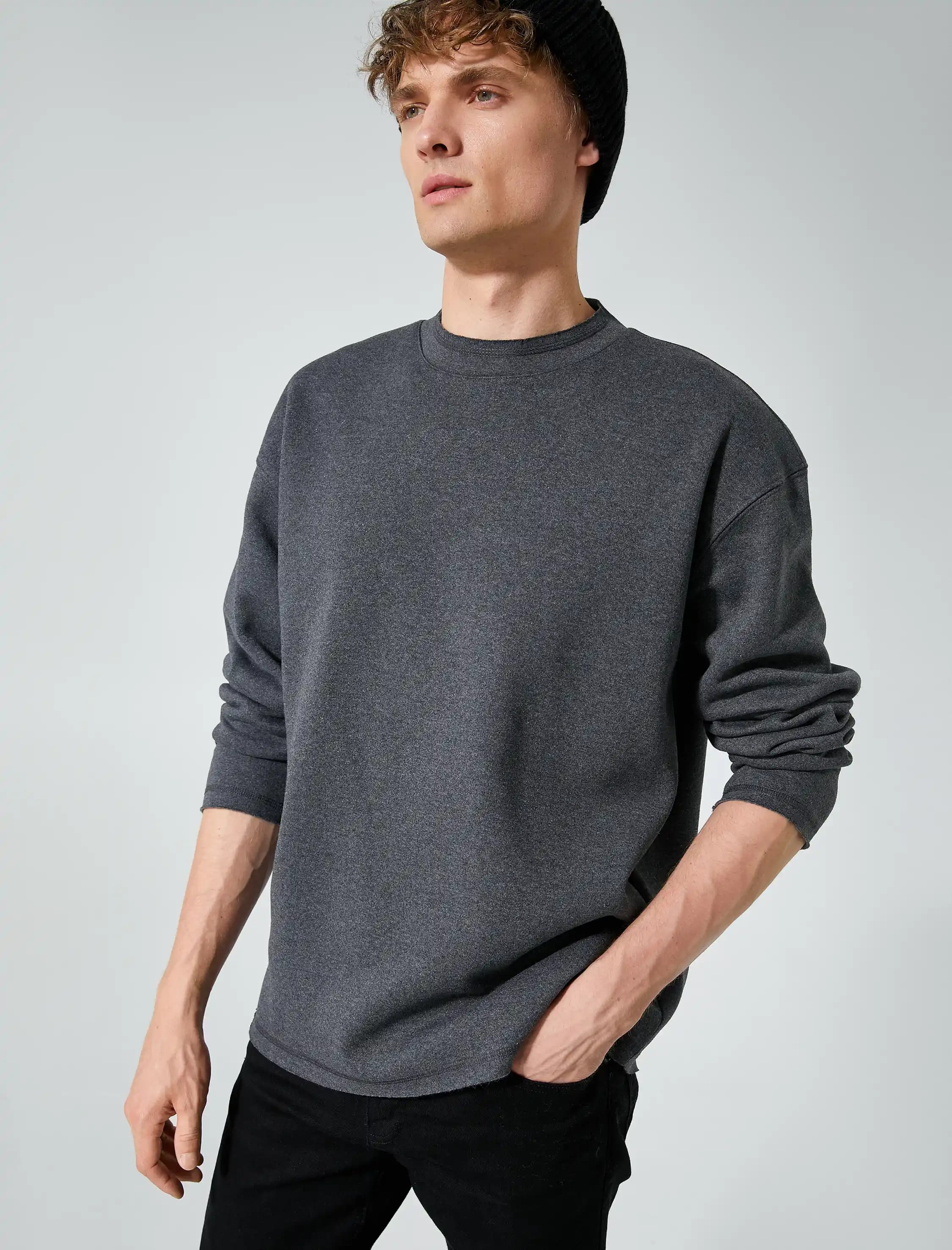 Erkek Oversize Sweat Trendleri ve Kombin İpuçları 2023