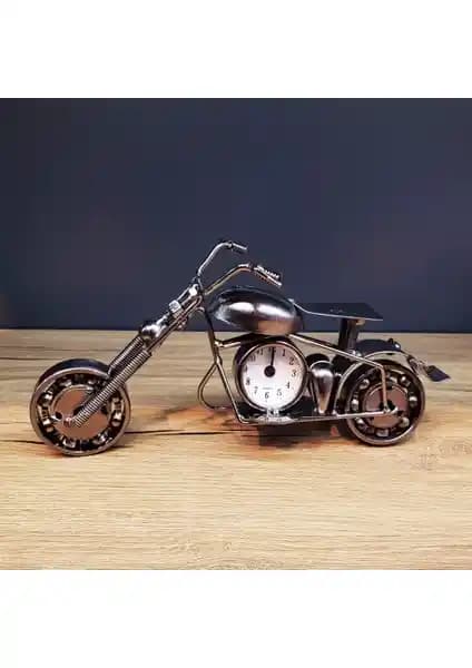 Funshop Dekoratif Metal Motorsiklet Saat ile Estetik ve Fonksiyonelliğin Buluşması