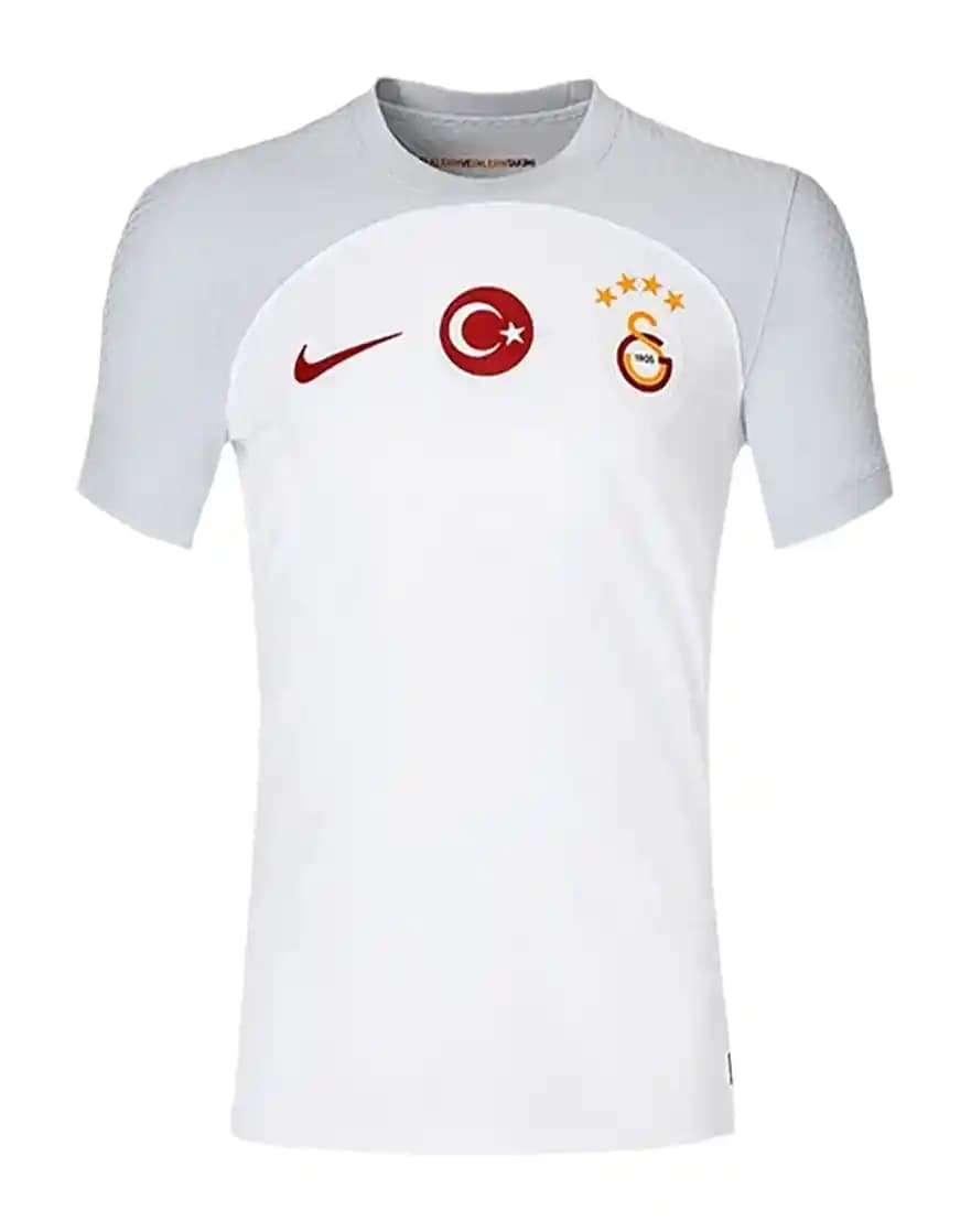 Galatasaray Beyaz Forma: Modern Tasarımlar ve Kaliteli Spor Giyim Seçenekleri