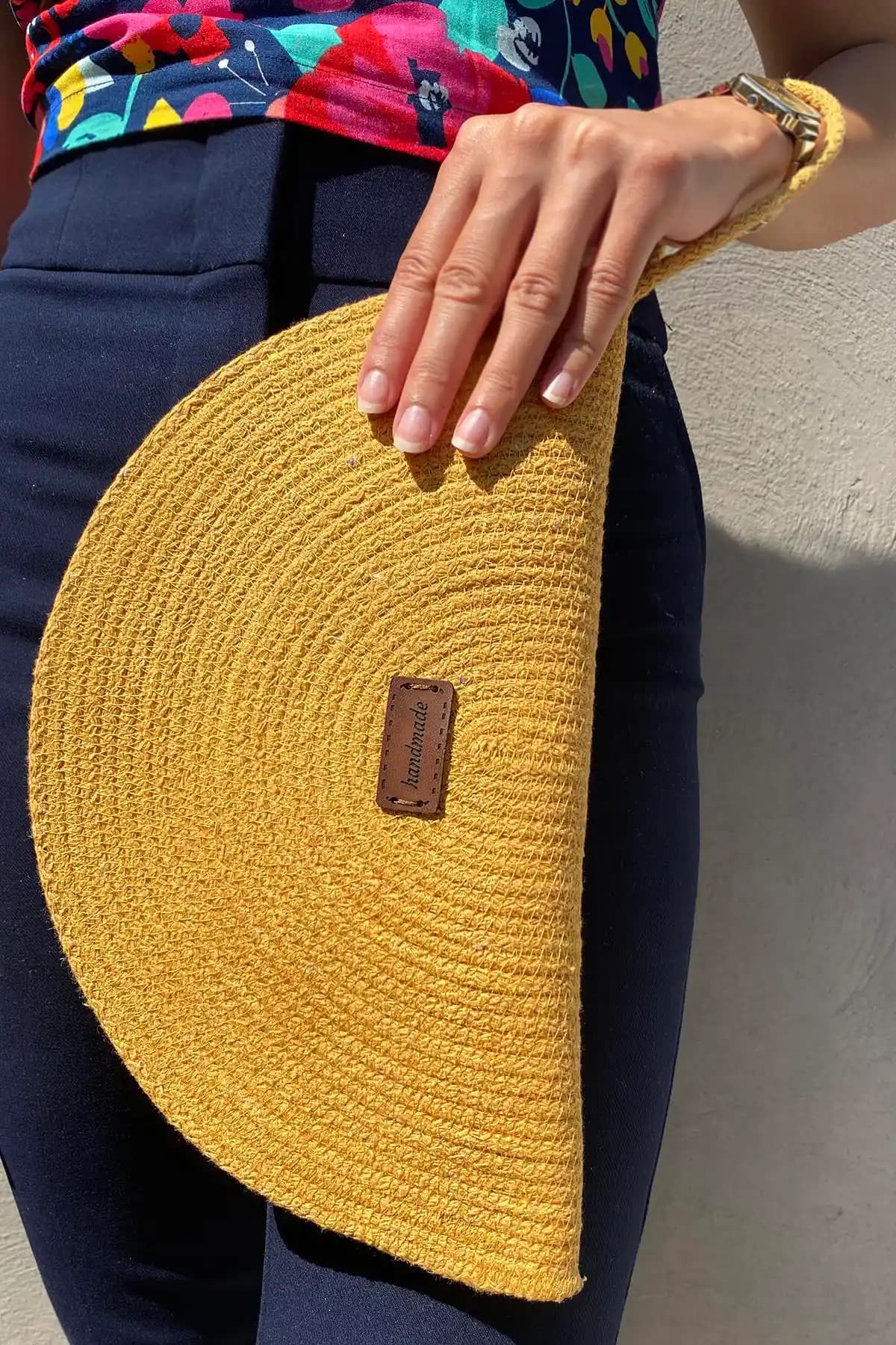 Hasır Portföy Çanta Modelleri ve Yaz Sezonu Trendleri Hakkında Bilgi