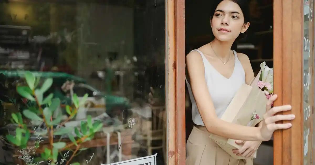 İçeri Pamuklu Botlar: Yüksek Konfor ve Şıklık Sunan Kış Ayakkabıları