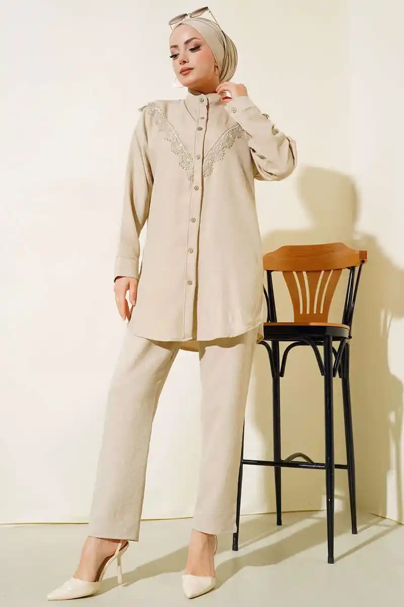 İkili Keten Takımlar: Yaz Ayları İçin Şık ve Rahat Giyim Seçeneği