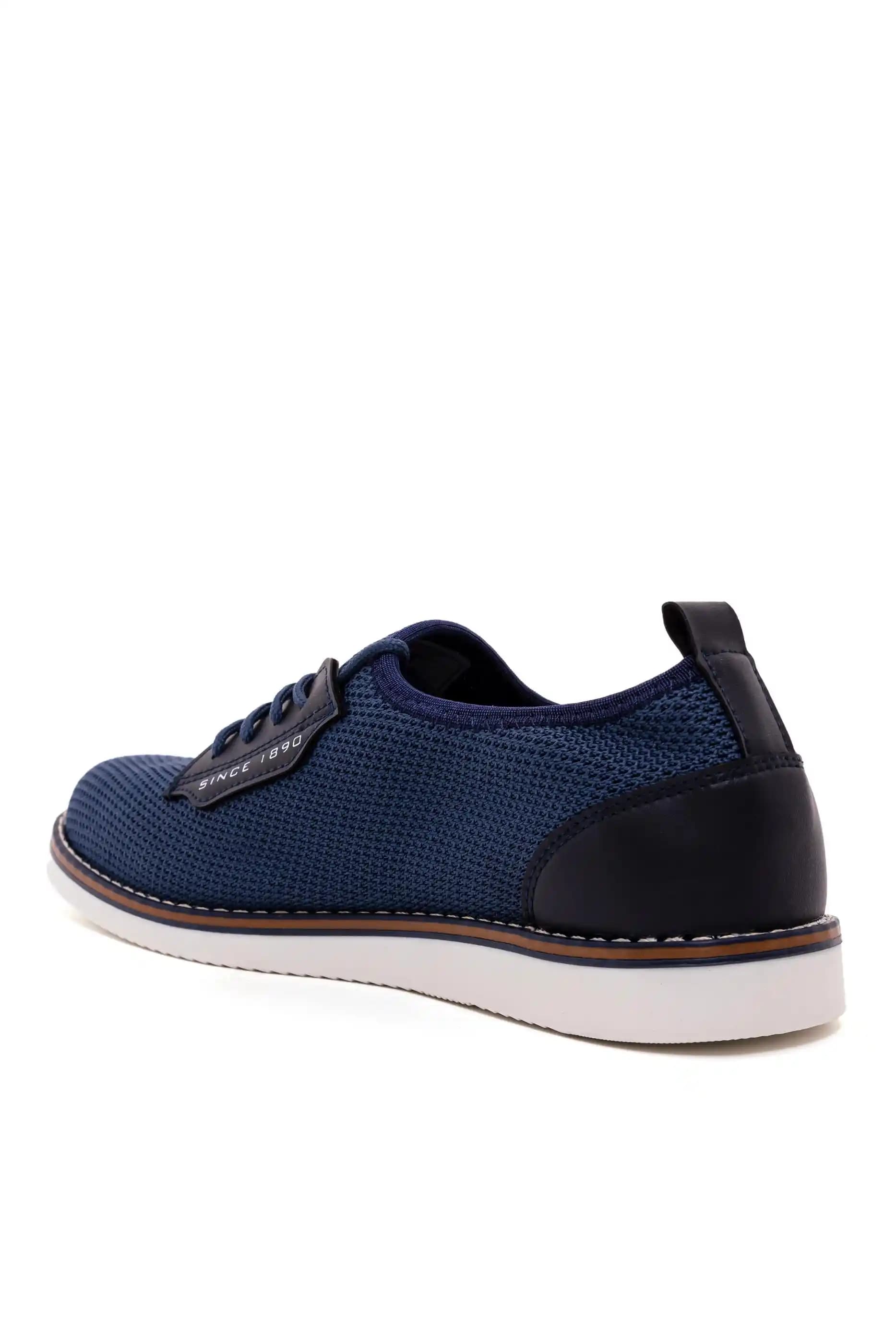 Indigo Ayakkabılar: Modern ve Şık Tarzınızı Yansıtmanın En İyi Yolu